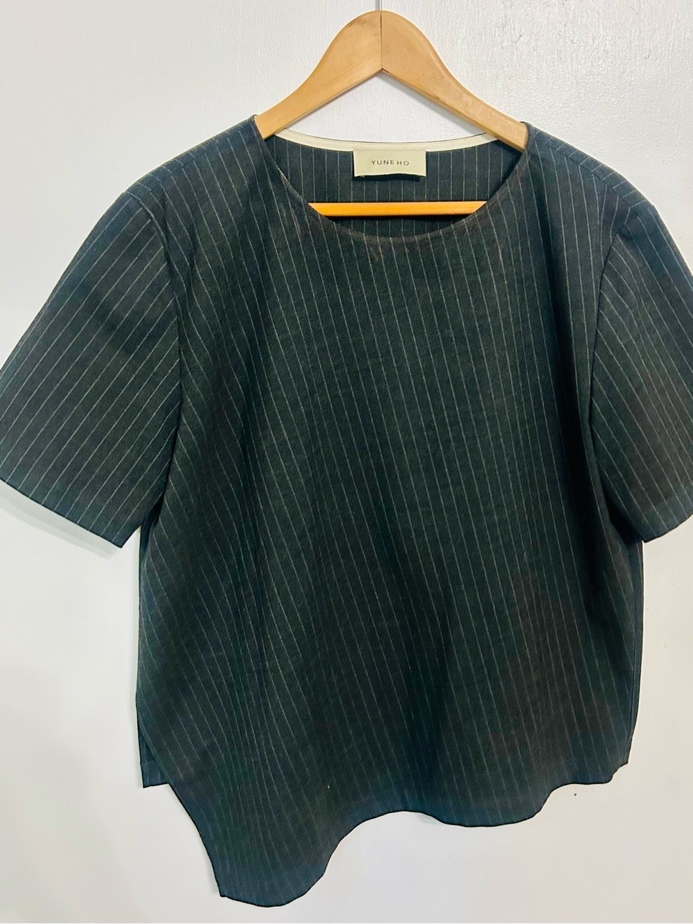 Yune Ho Black Pinstripe Short Sleeve Top